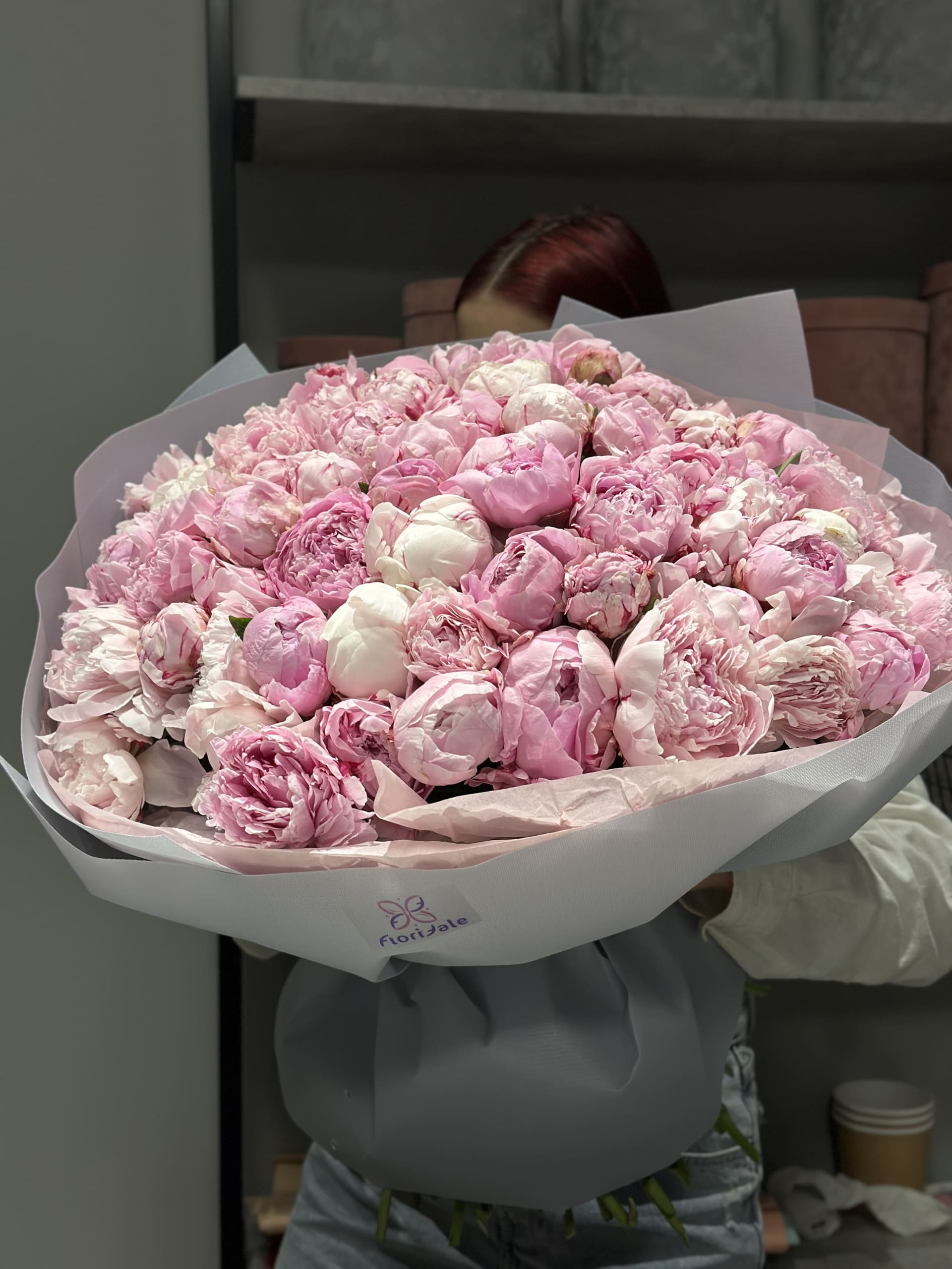 Букет buketpionovflorian:nezhnostyvkazhdomtsvetke