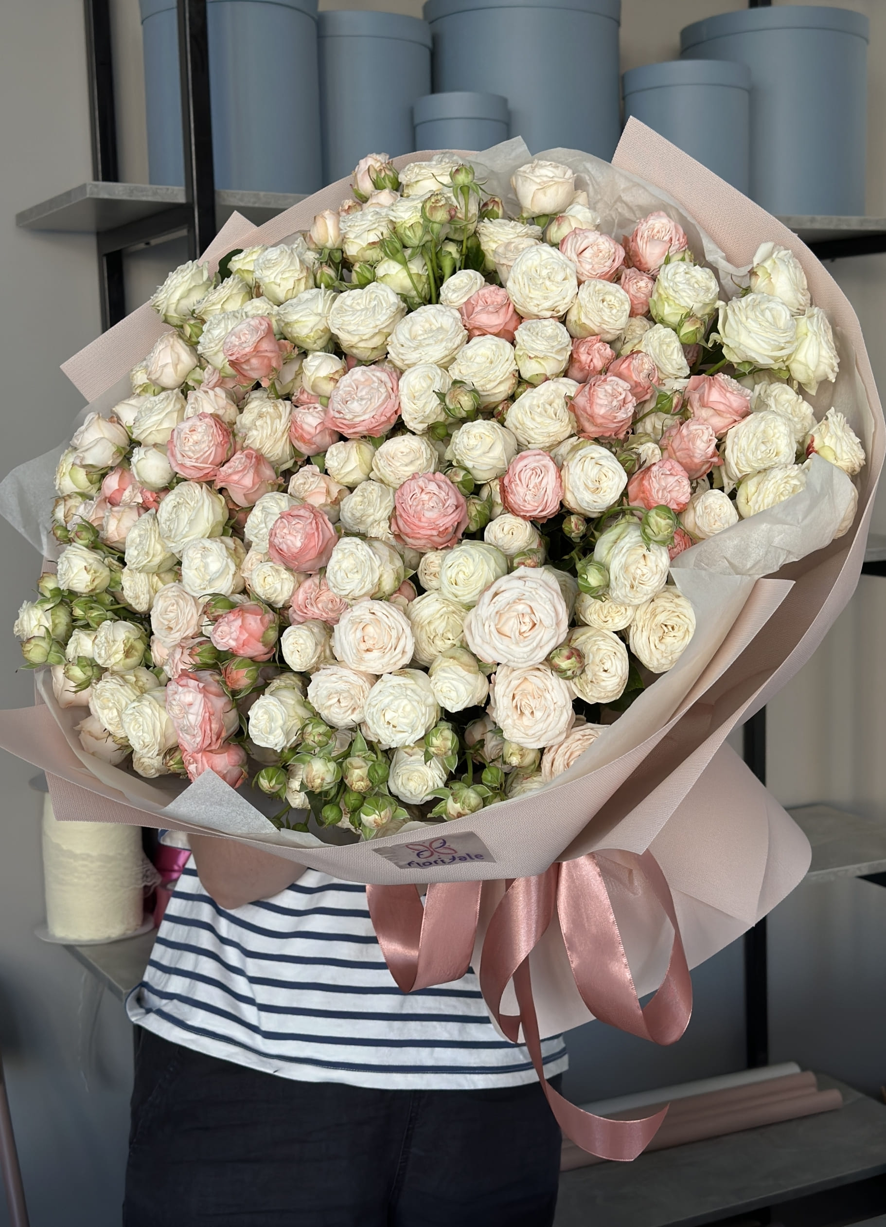 Букет buketkustovyhrozonliyu:onatochnoneostanetsyaravnodushnoy